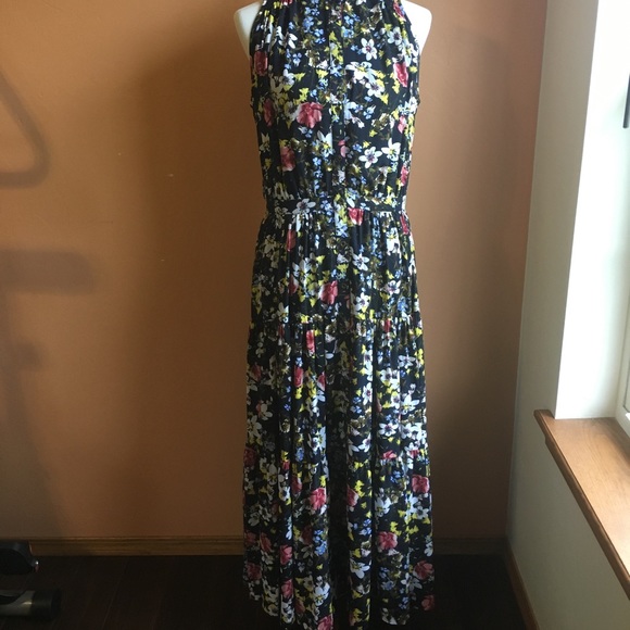 Banana Republic | Floral Maxi Dress 10 - Picture 3 of 8